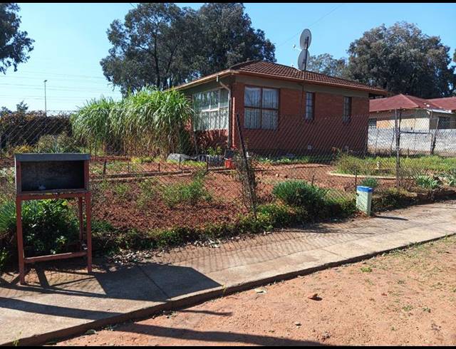 5 BEDROOM HOUSE FOR SALE IN ORLANDO EAST